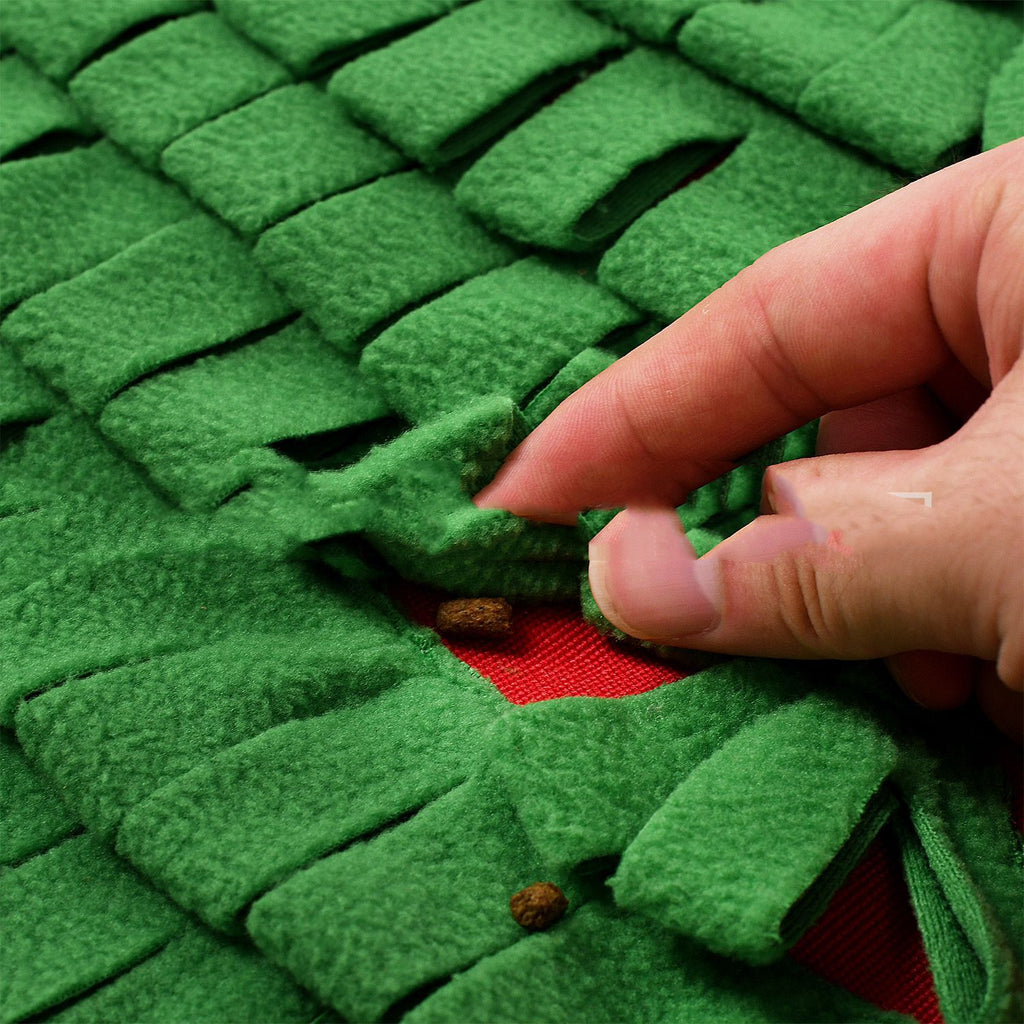 Washable Dog Snuffle Mat – Christmas Tree Nosework Slow Feeding Pad